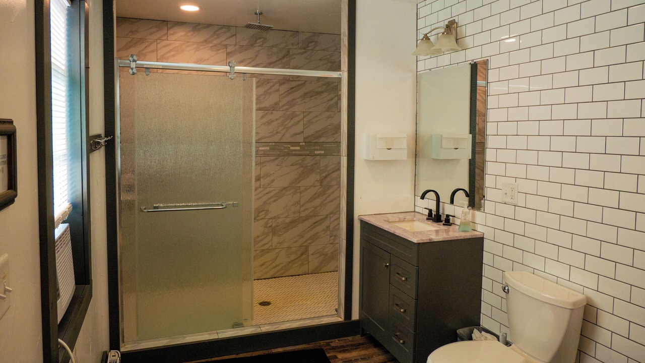 Photo of Bathroom in Alpine