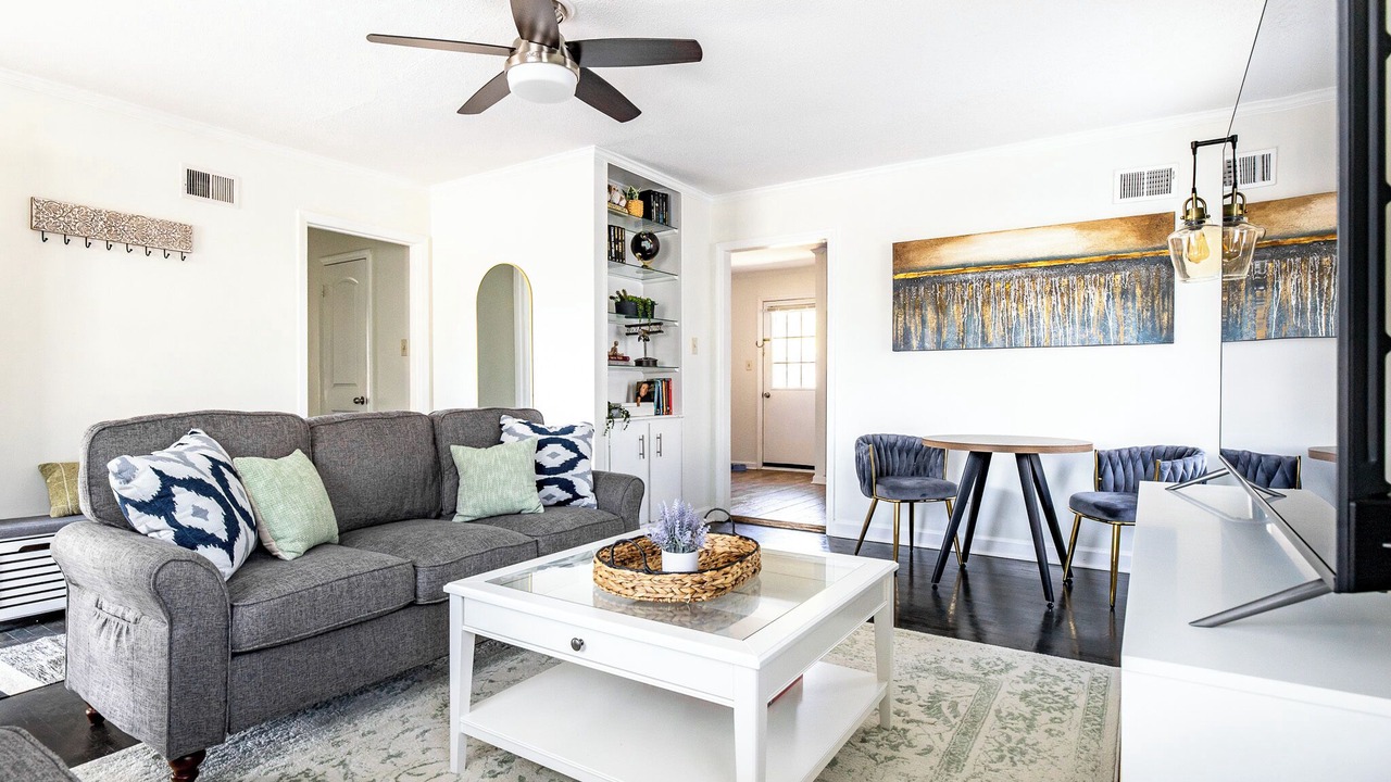 Photo of Livingroom in Memphis