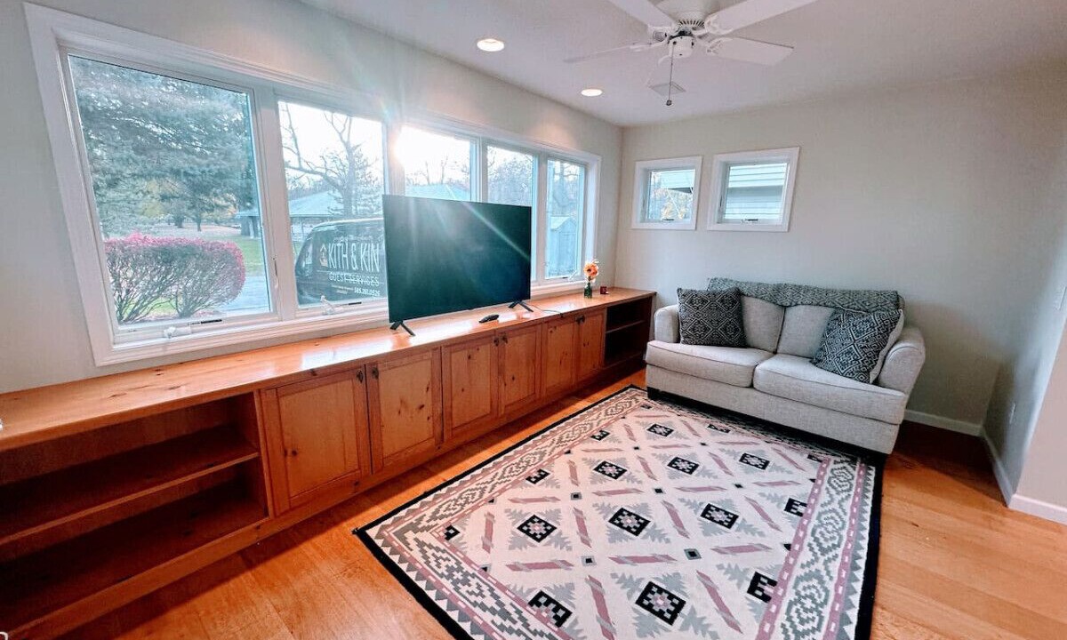 Photo of Livingroom in Geneseo