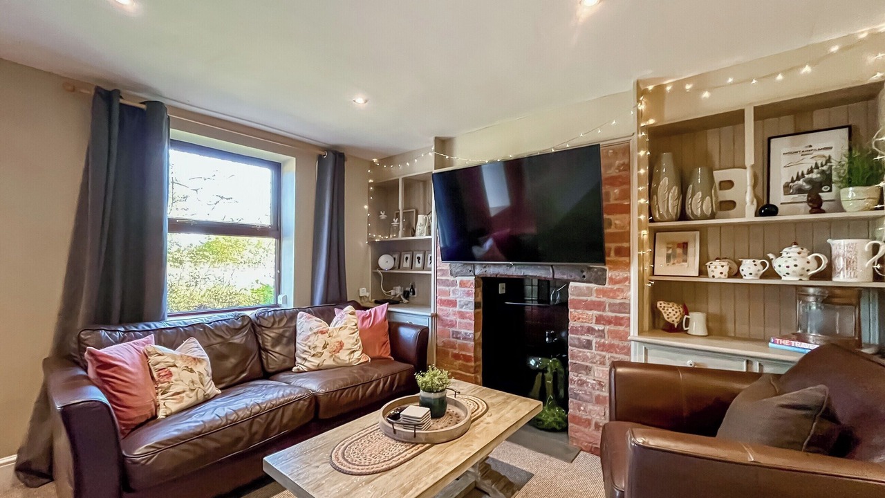 Photo of Others in Trowle Common