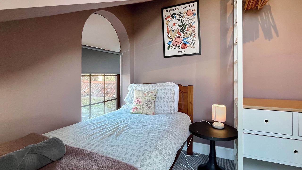 Photo of Others in Trowle Common