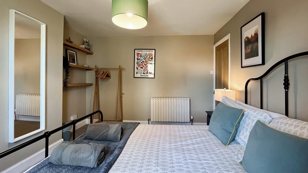 Photo of Others in Trowle Common