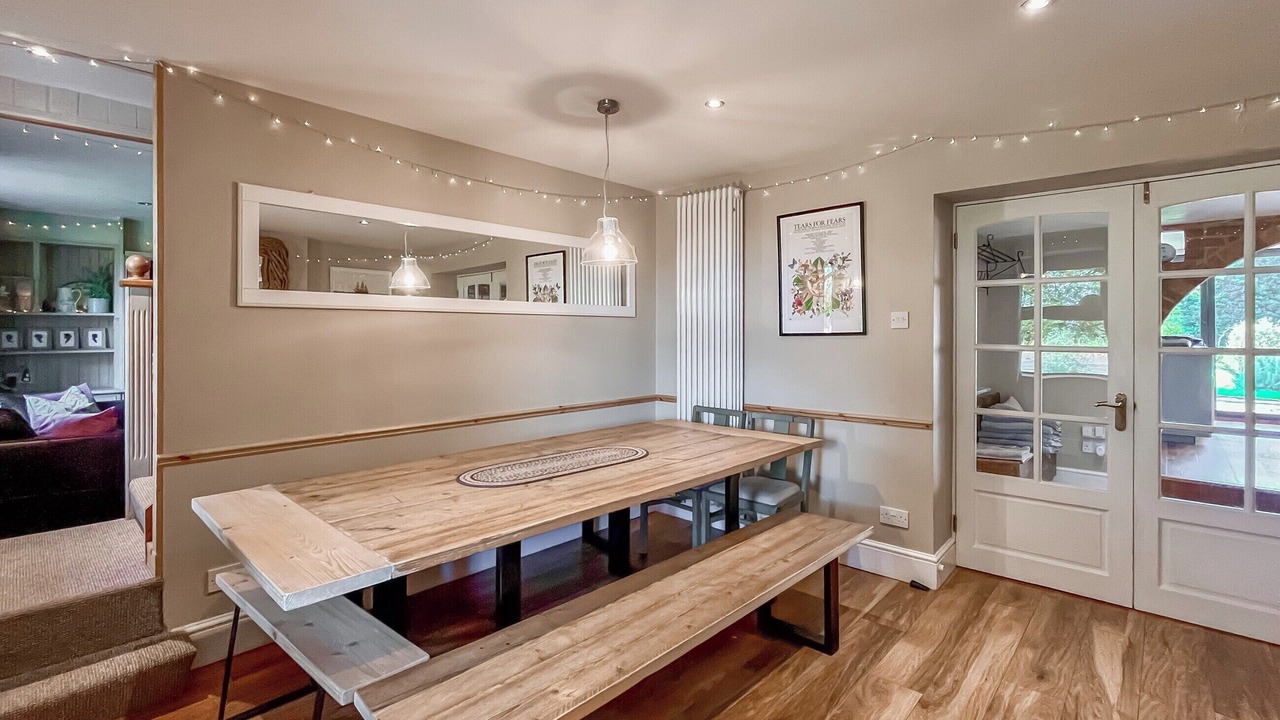 Photo of Others in Trowle Common