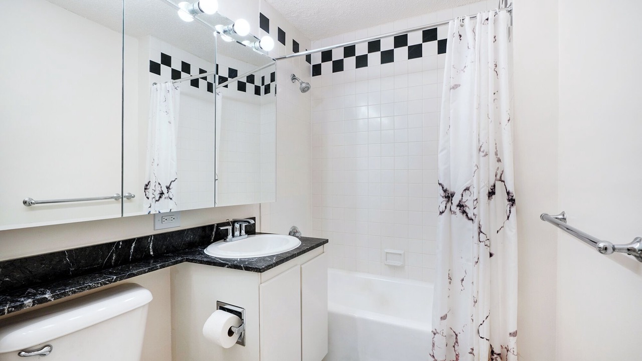 Photo of Bathroom in East Harlem