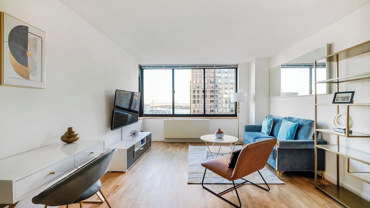 Photo of Livingroom in East Harlem