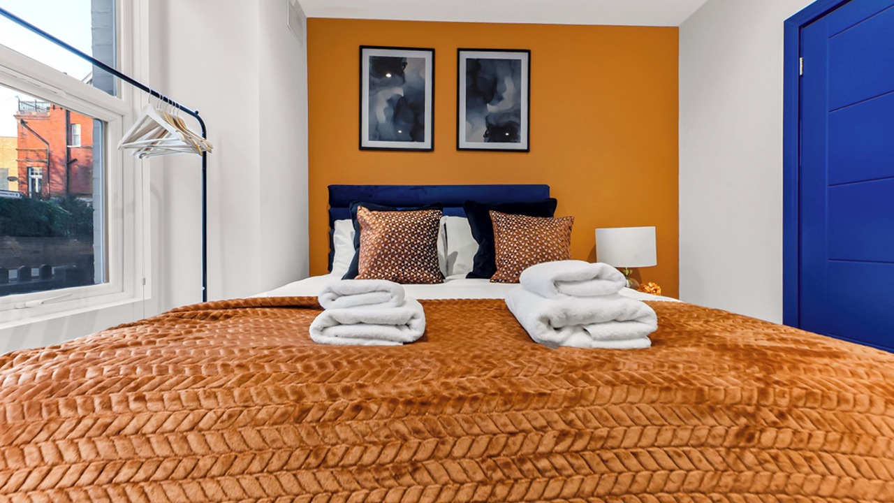 Photo of Bedroom in Hammersmith and Fulham