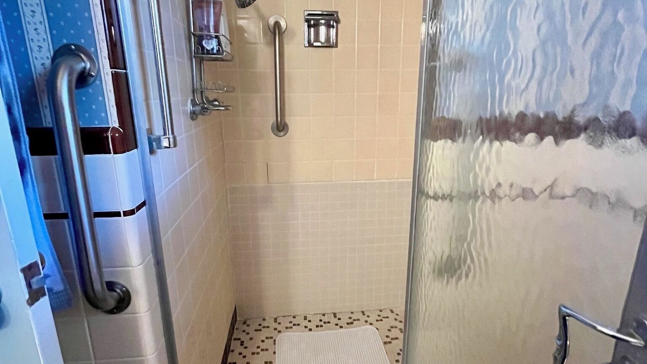 Photo of Bathroom in Winfield