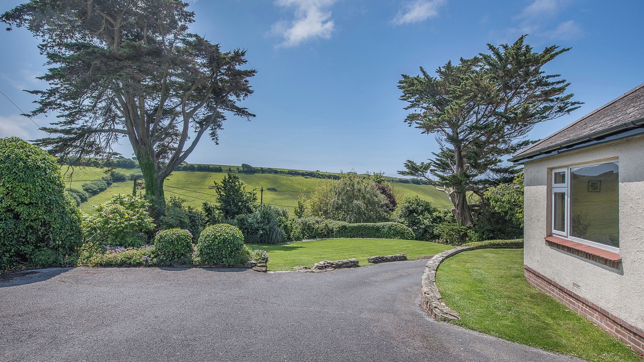 Photo of Outdoor in Hope-Cove