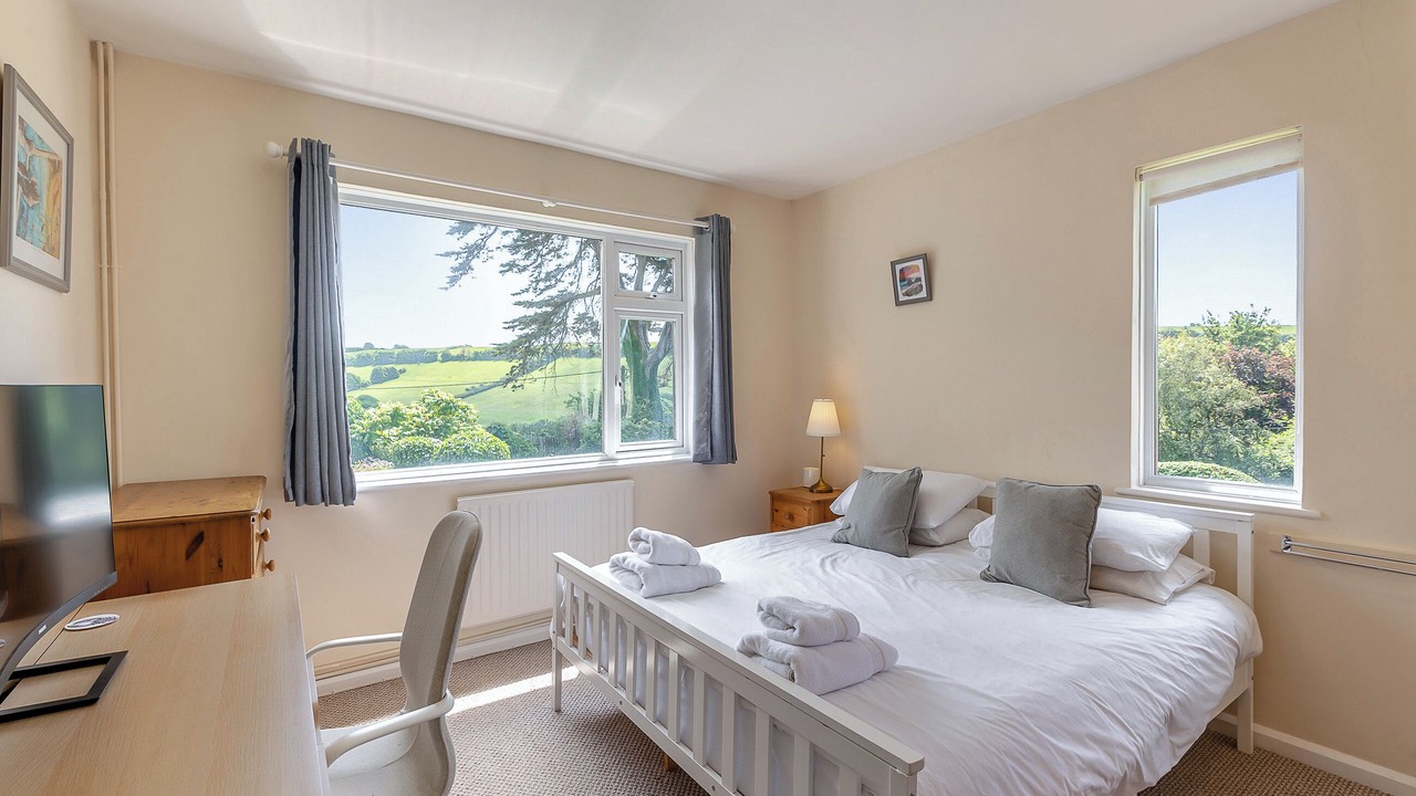 Photo of Others in Hope-Cove