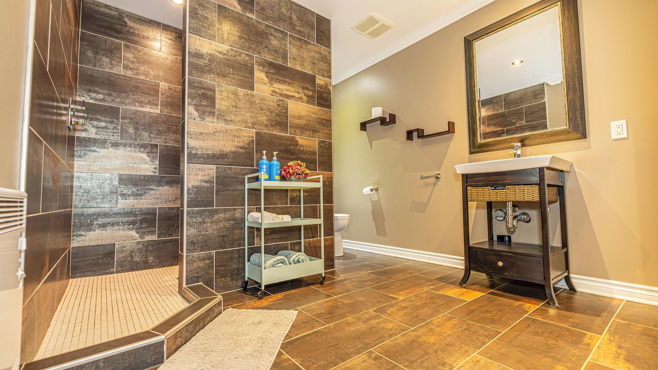Photo of Bathroom in Brossard