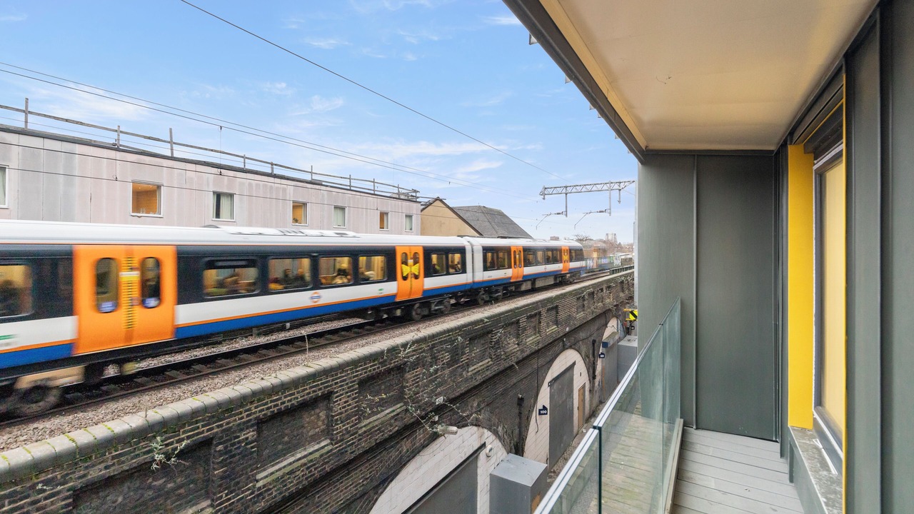 Photo of Others in Lea Bridge