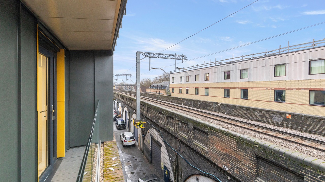 Photo of Others in Lea Bridge