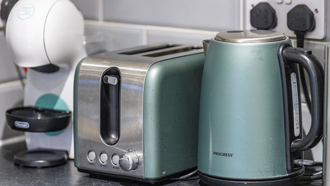 Photo of Others in Lea Bridge