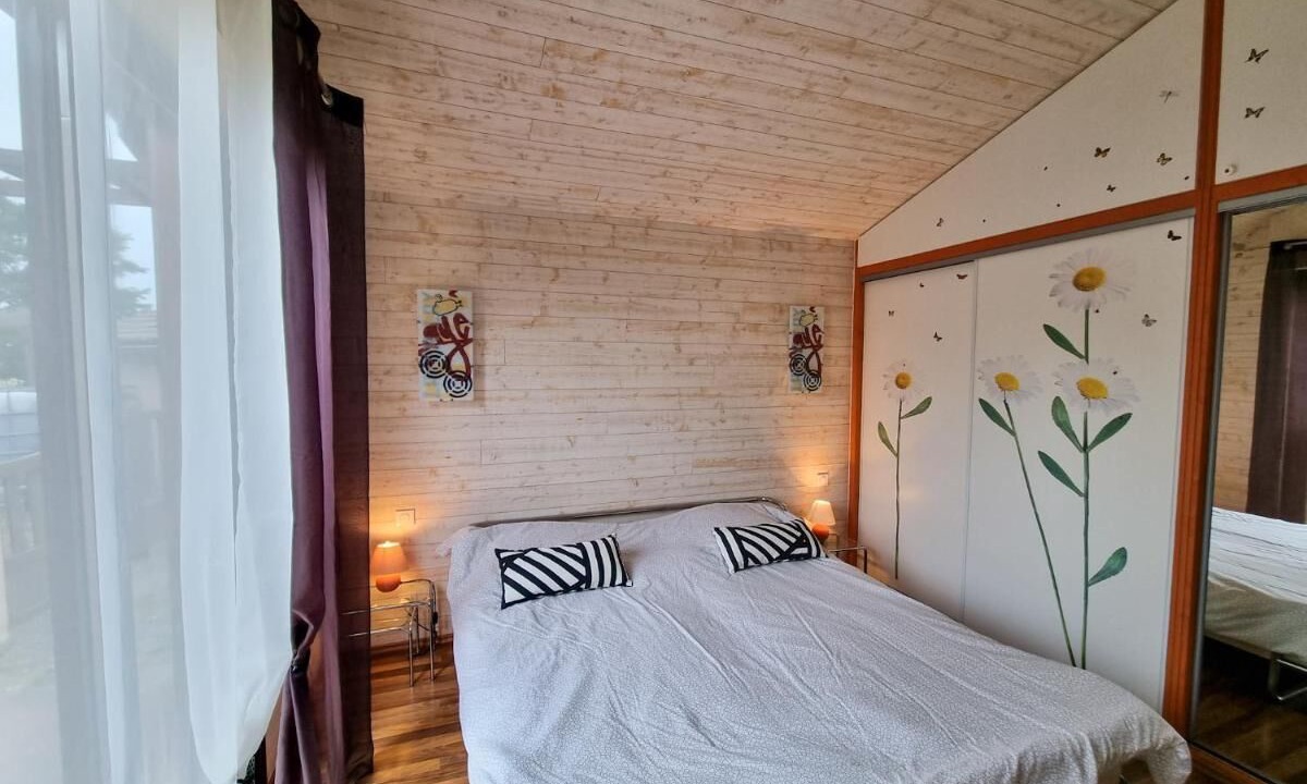 Photo of Bedroom in Onesse-et-Laharie