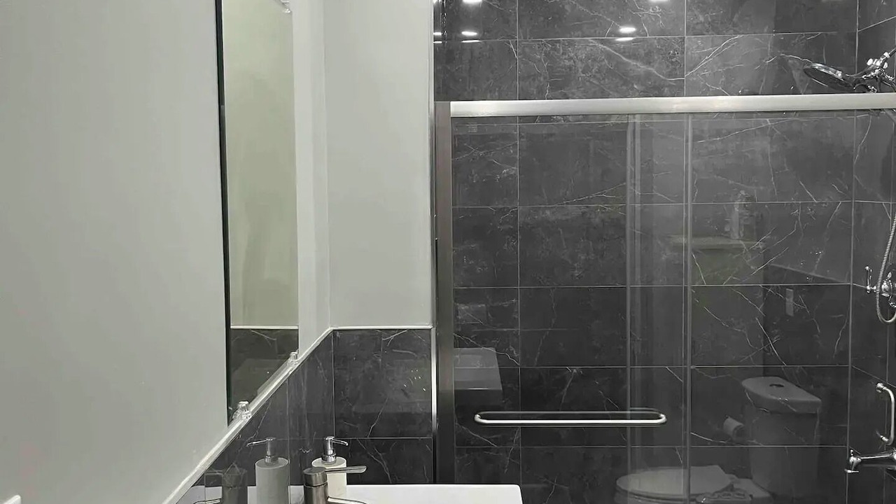 Photo of Bathroom in Monkland Village