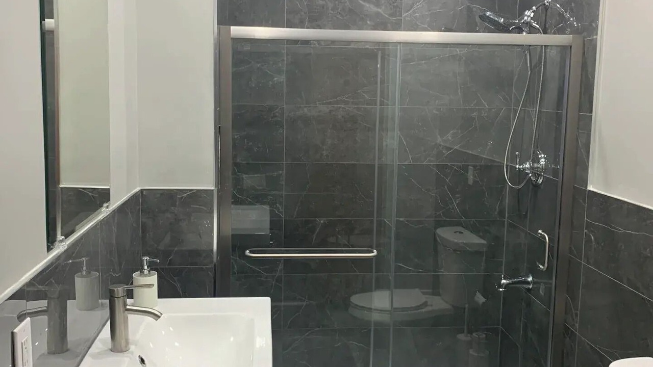 Photo of Bathroom in Monkland Village