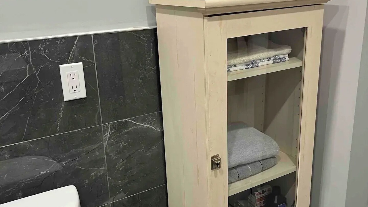 Photo of Bathroom in Monkland Village