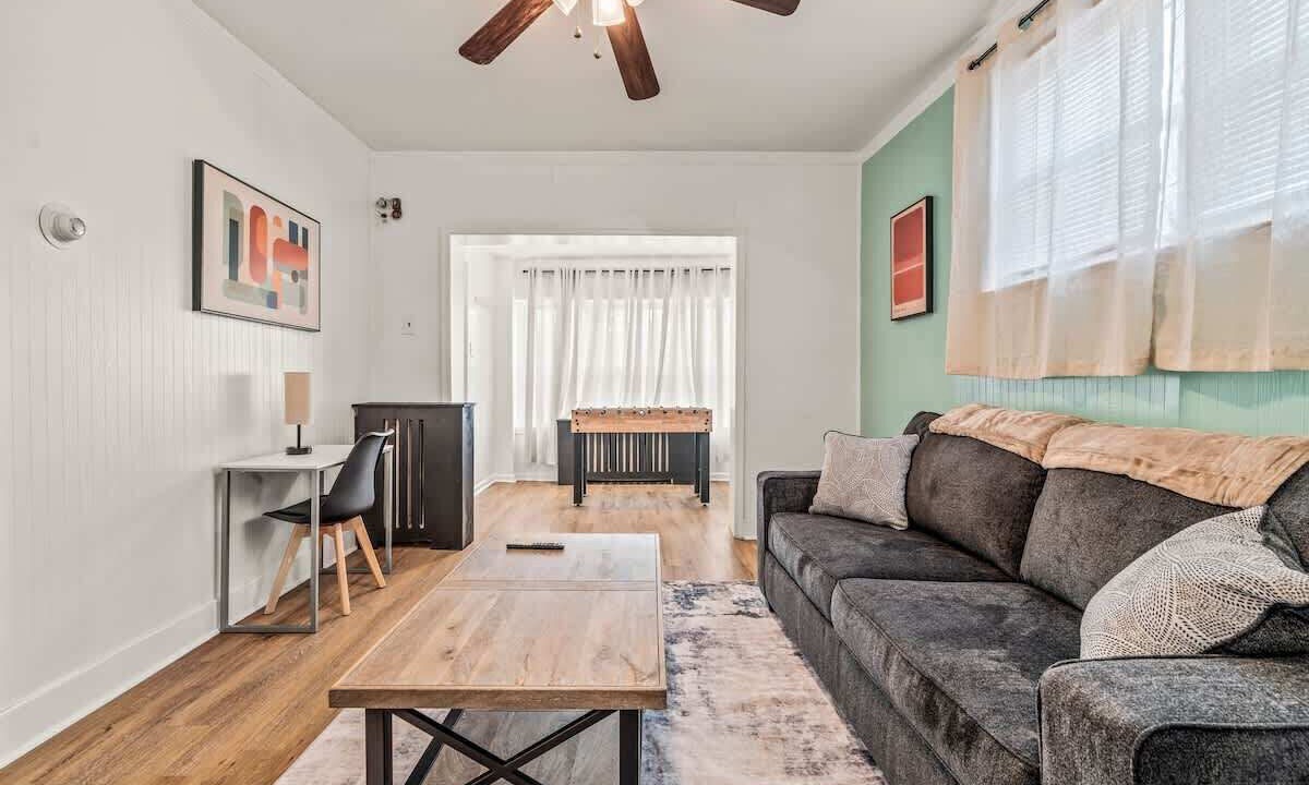 Photo of Livingroom in Delair