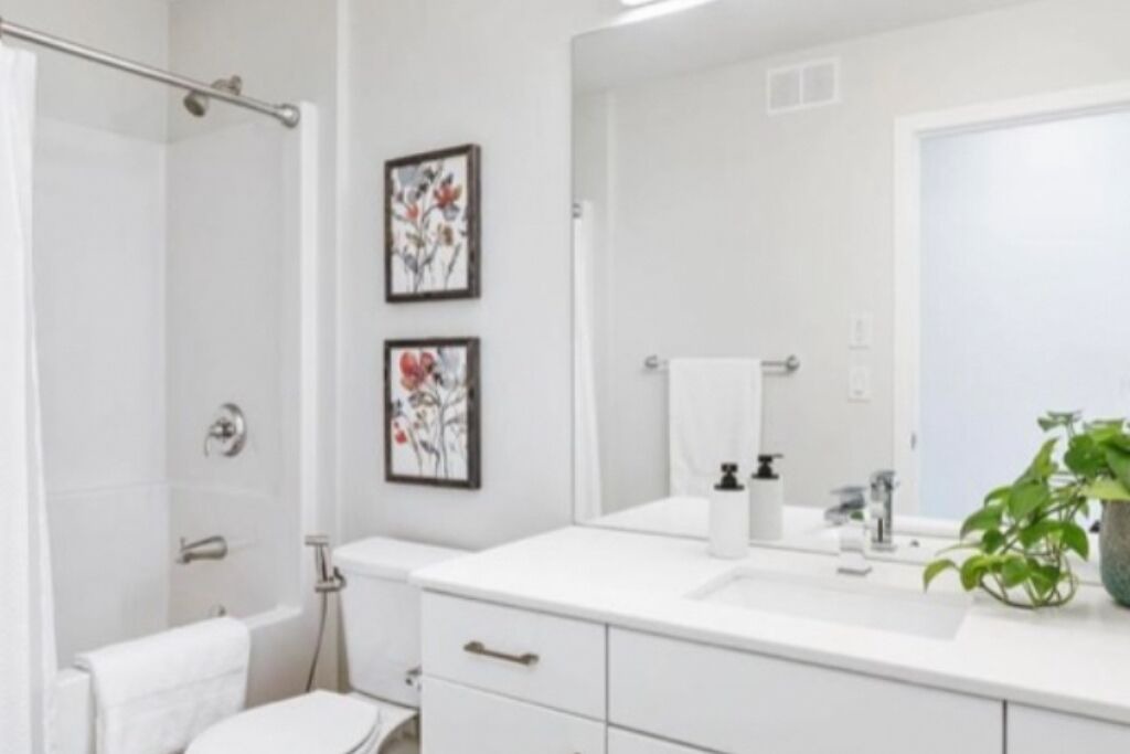 Photo of Bathroom in Fort Gary