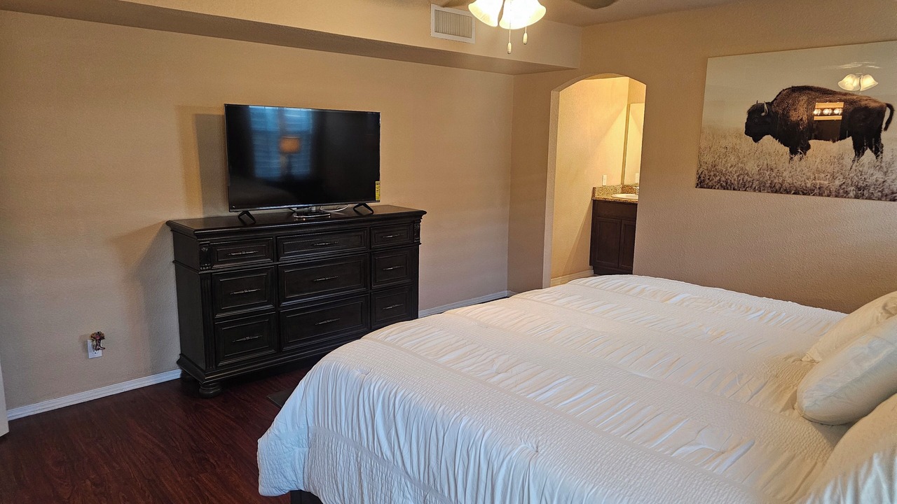 Photo of Bedroom in Biggs Field
