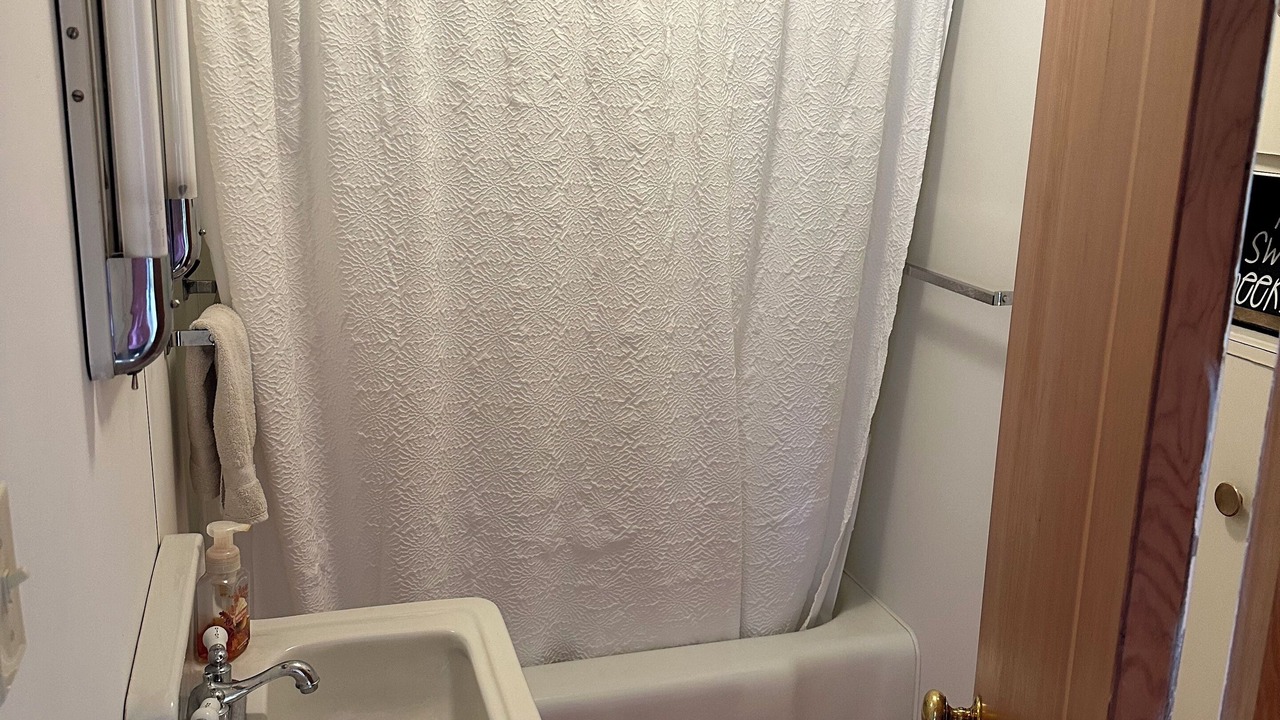 Photo of Bathroom in Big Arm