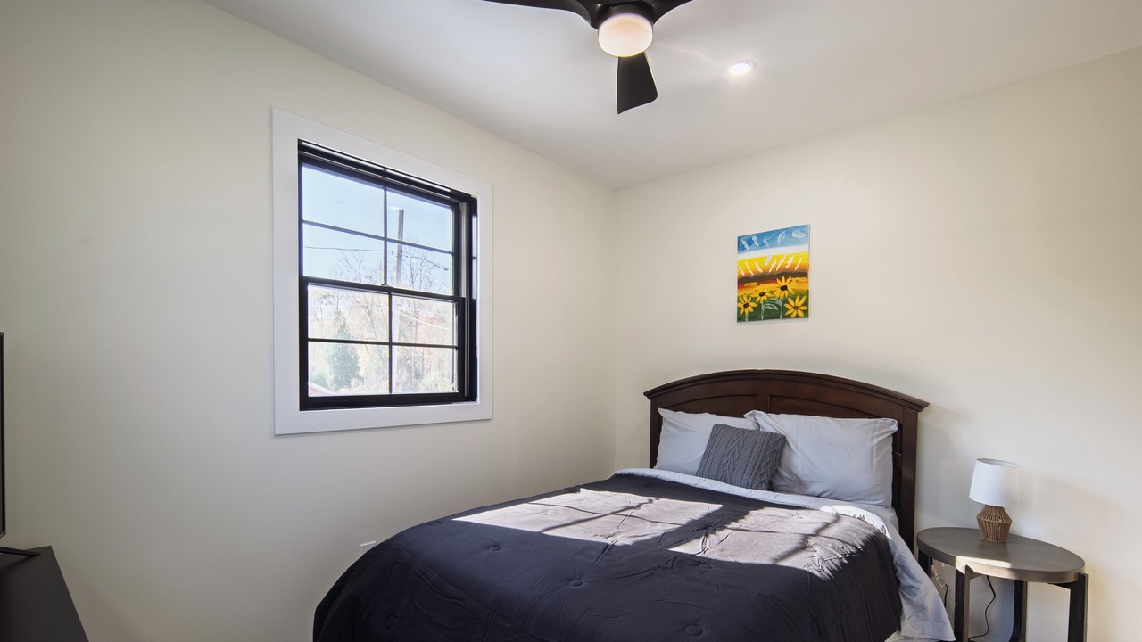 Photo of Bedroom in Saratoga Springs