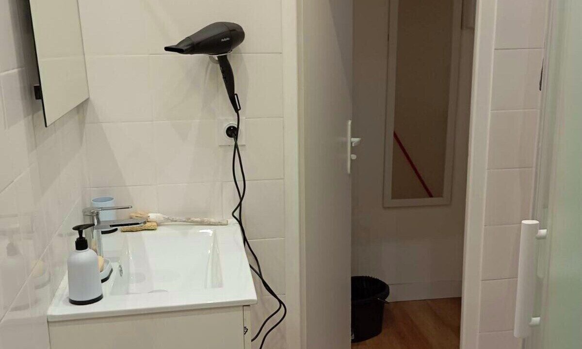 Photo of Bathroom in Quartier du Port