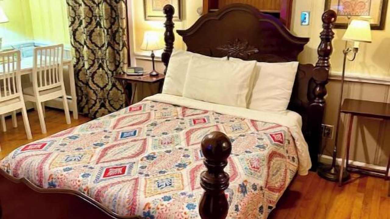 Photo of Bedroom in Lynchburg