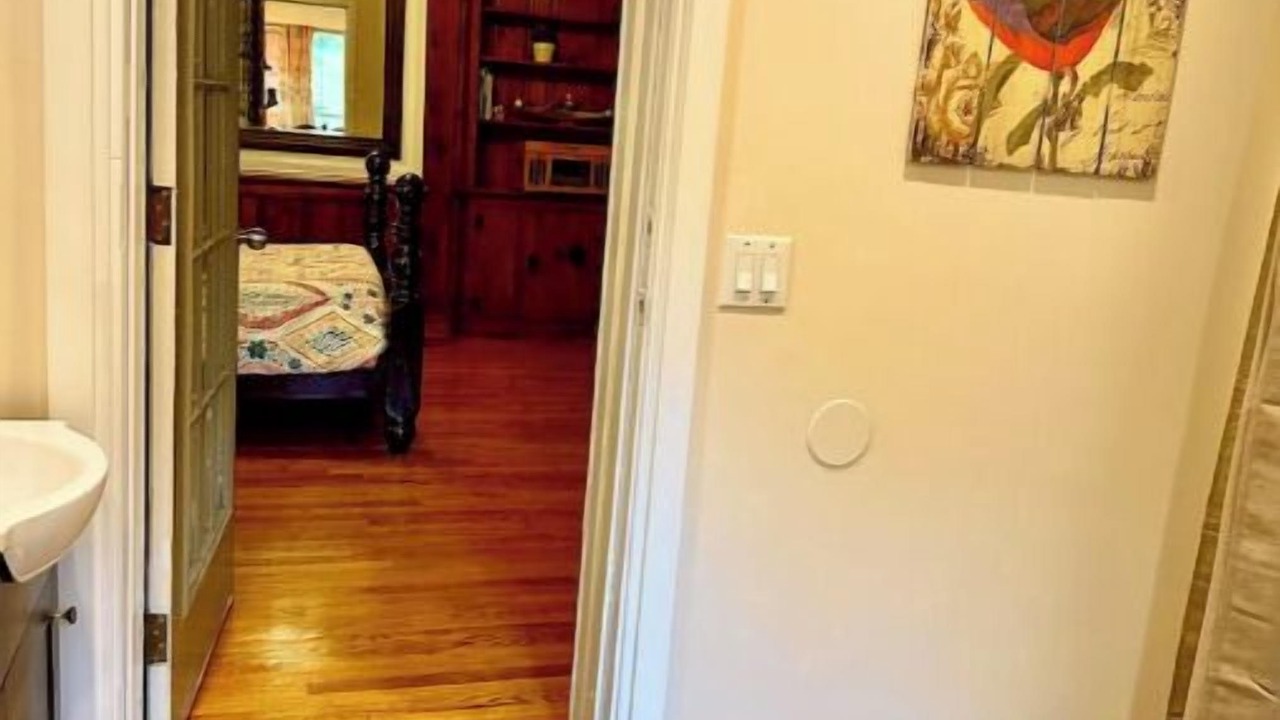 Photo of Bedroom in Lynchburg