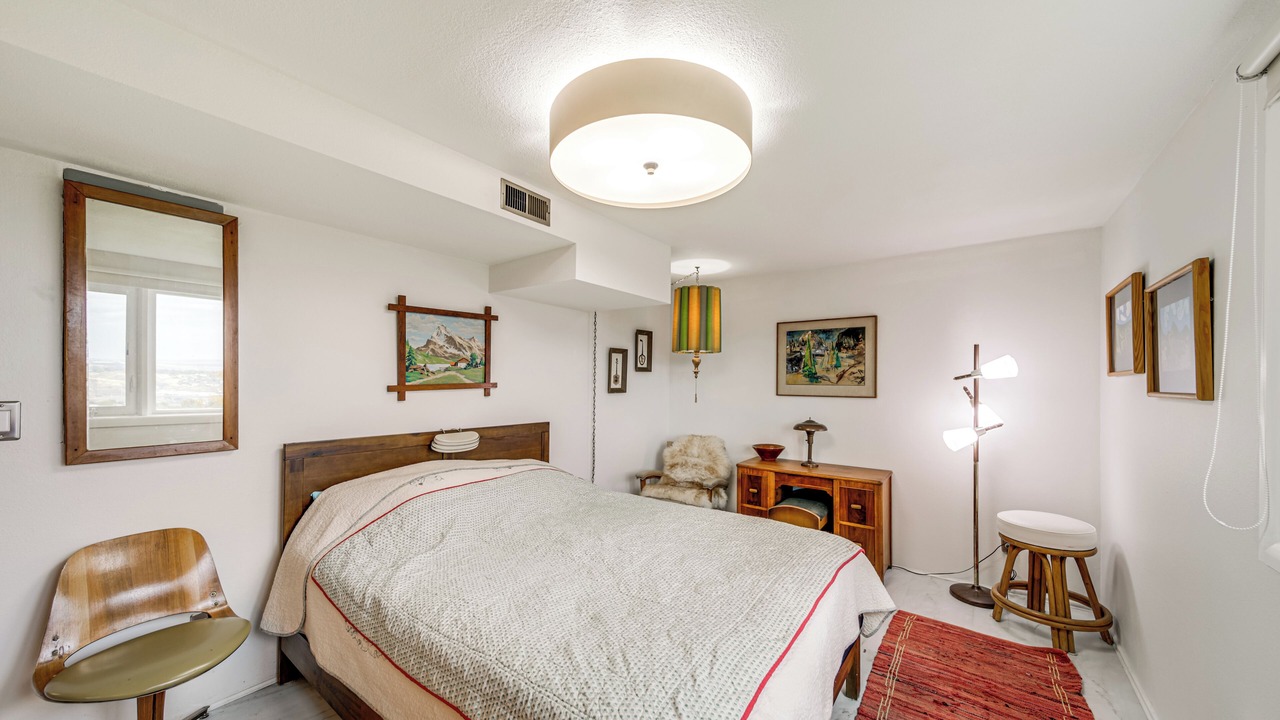 Photo of Others in Clarkston Heights-Vineland