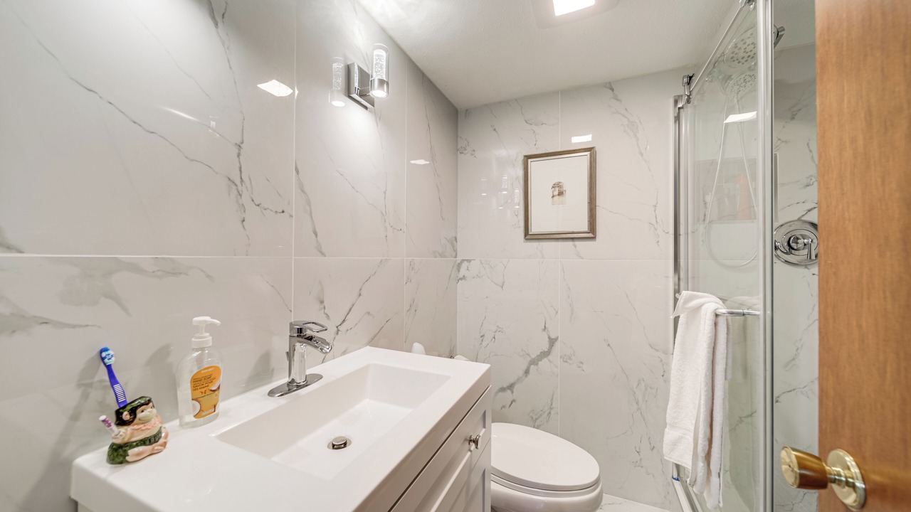 Photo of Bathroom in Clarkston Heights-Vineland