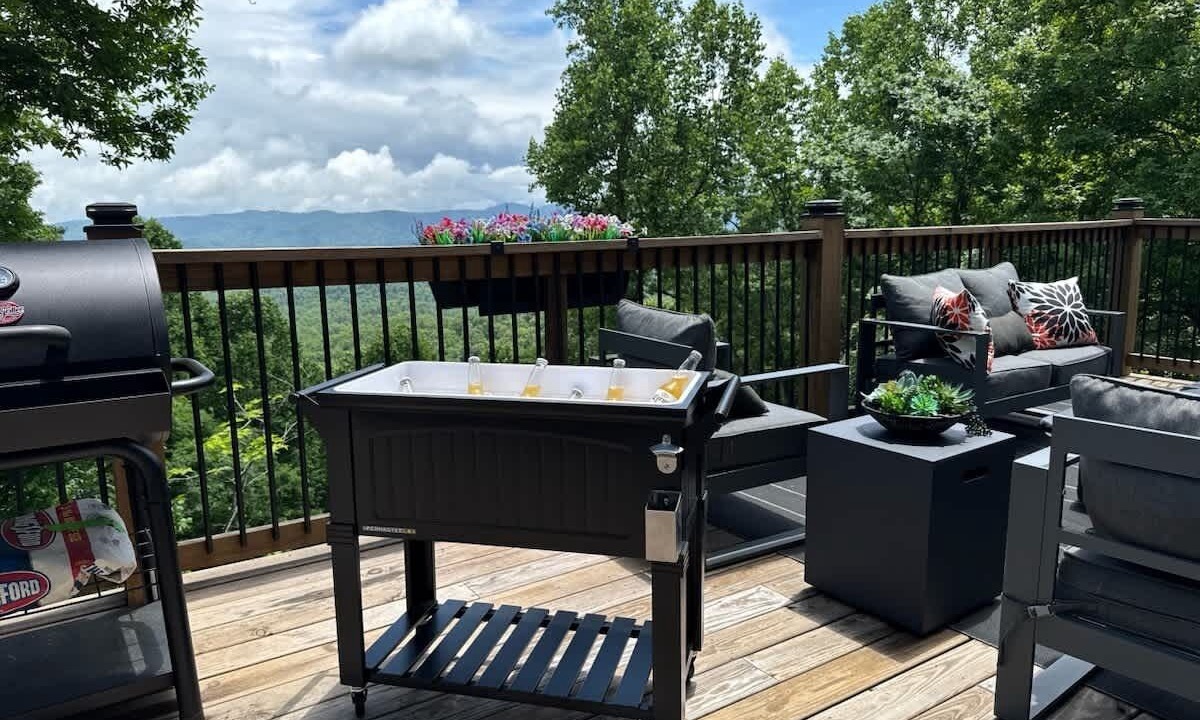 Photo of Outdoor in Laurel Park