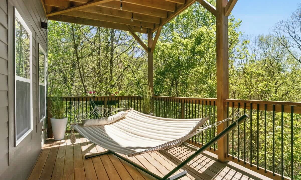Photo of Outdoor in Laurel Park