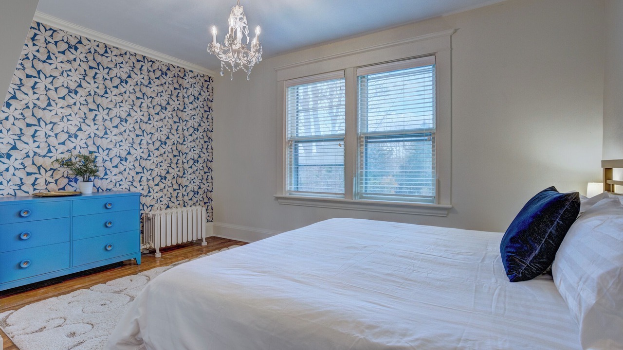 Photo of Bedroom in Lunenburg