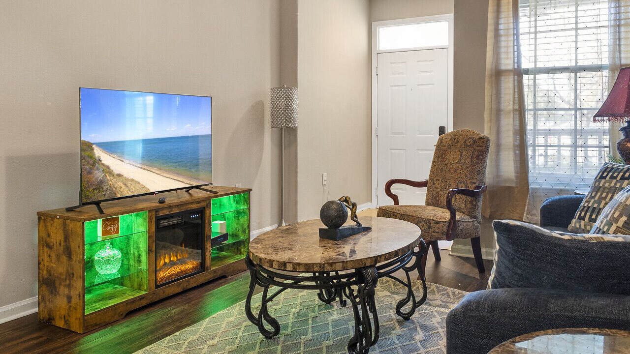Photo of Livingroom in Huntsville
