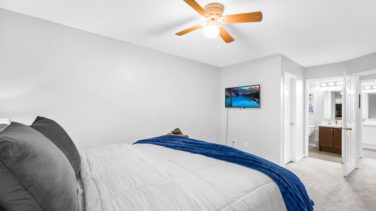 Photo of Bedroom in Ajax