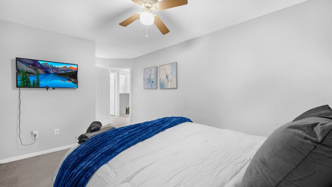 Photo of Bedroom in Ajax