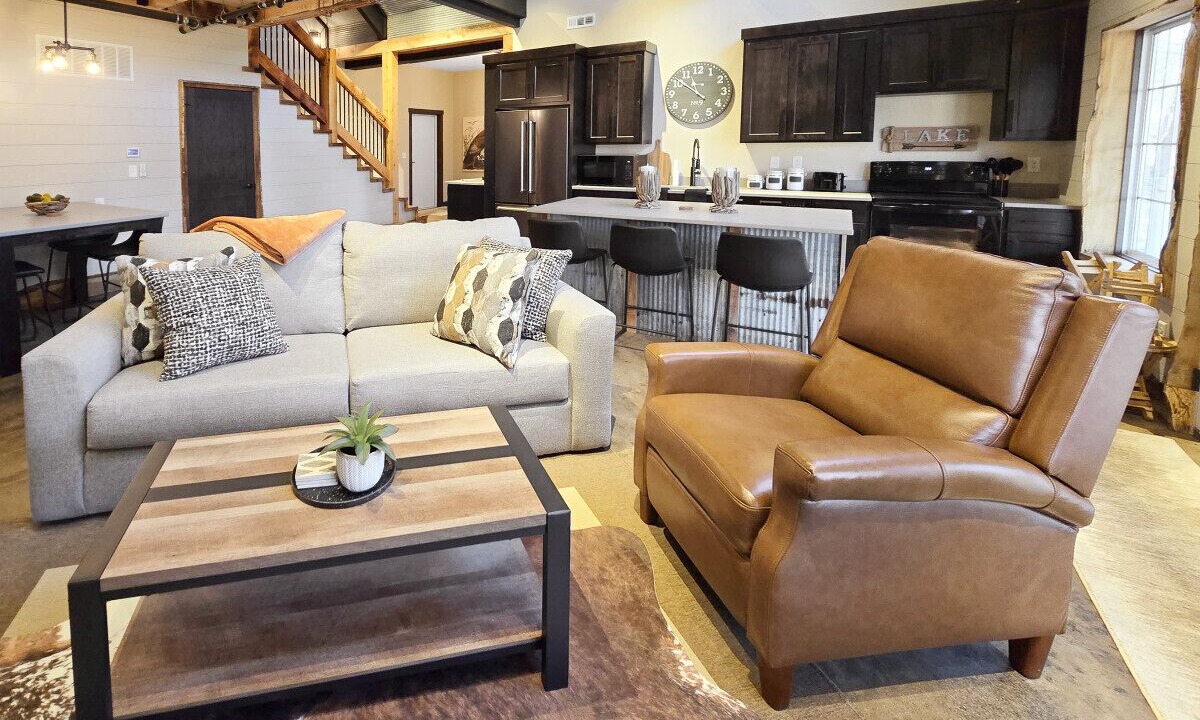 Photo of Livingroom in Okoboji