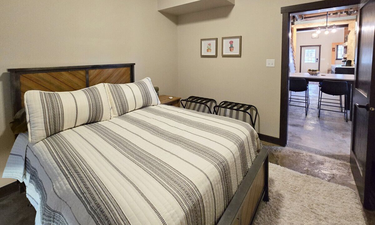 Photo of Bedroom in Okoboji