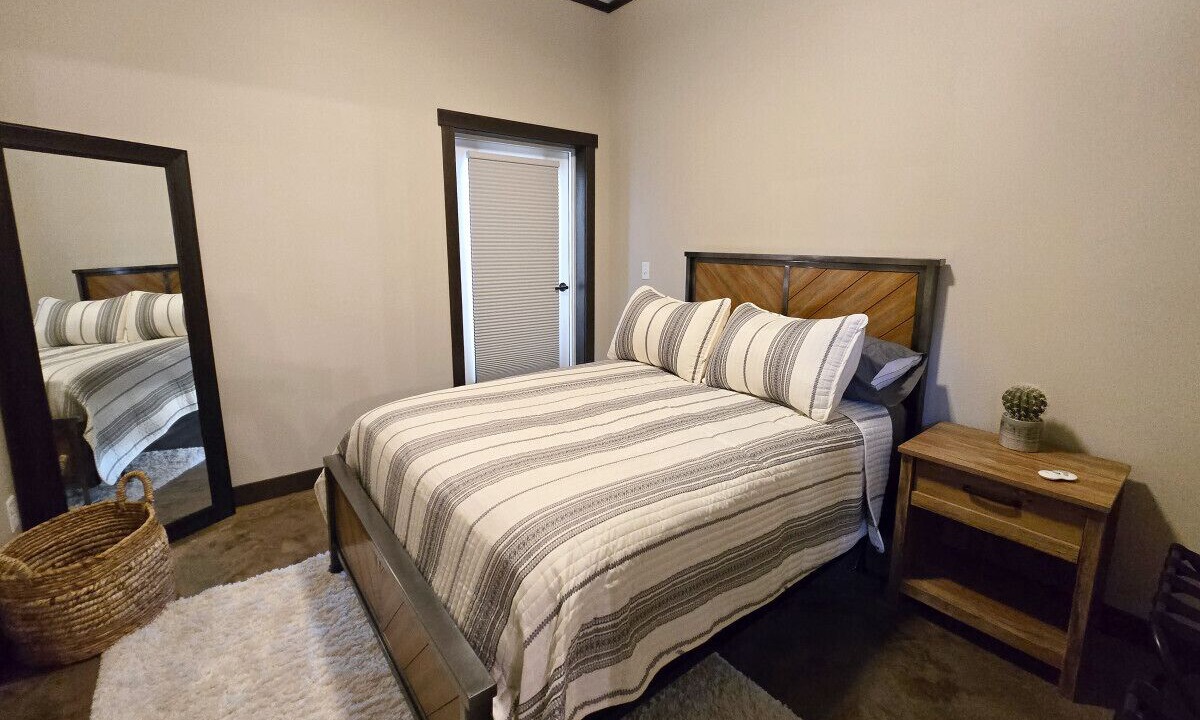 Photo of Bedroom in Okoboji