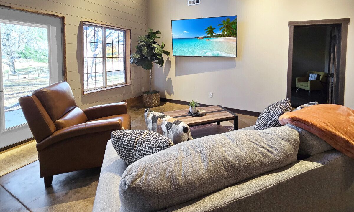 Photo of Livingroom in Okoboji