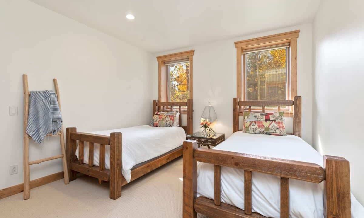 Photo of Bedroom in Granite Ridge