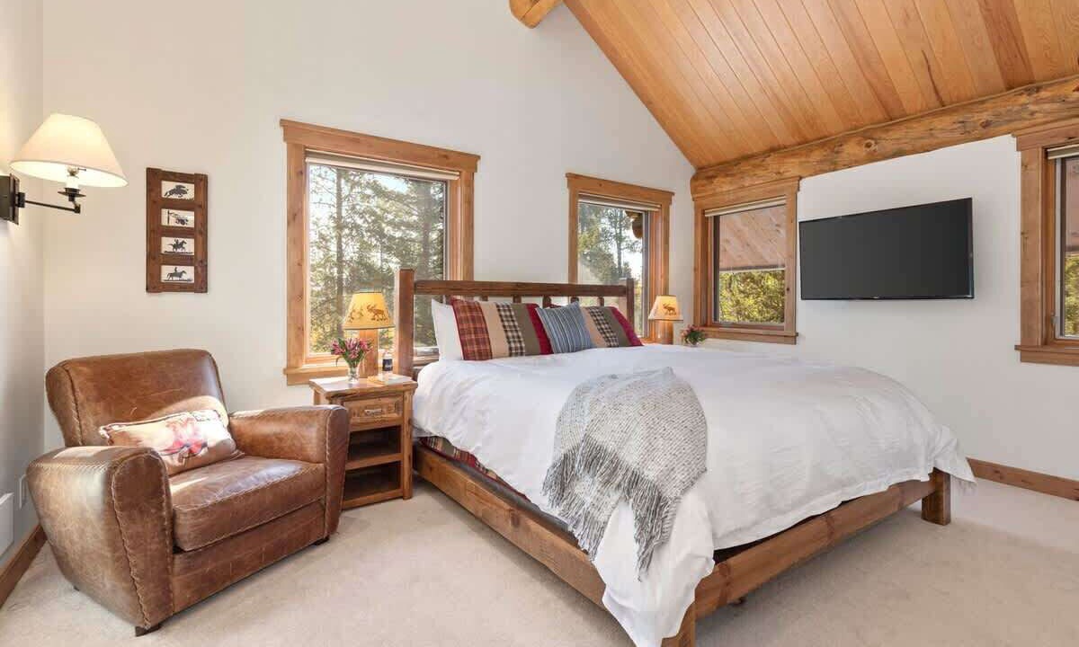 Photo of Bedroom in Granite Ridge
