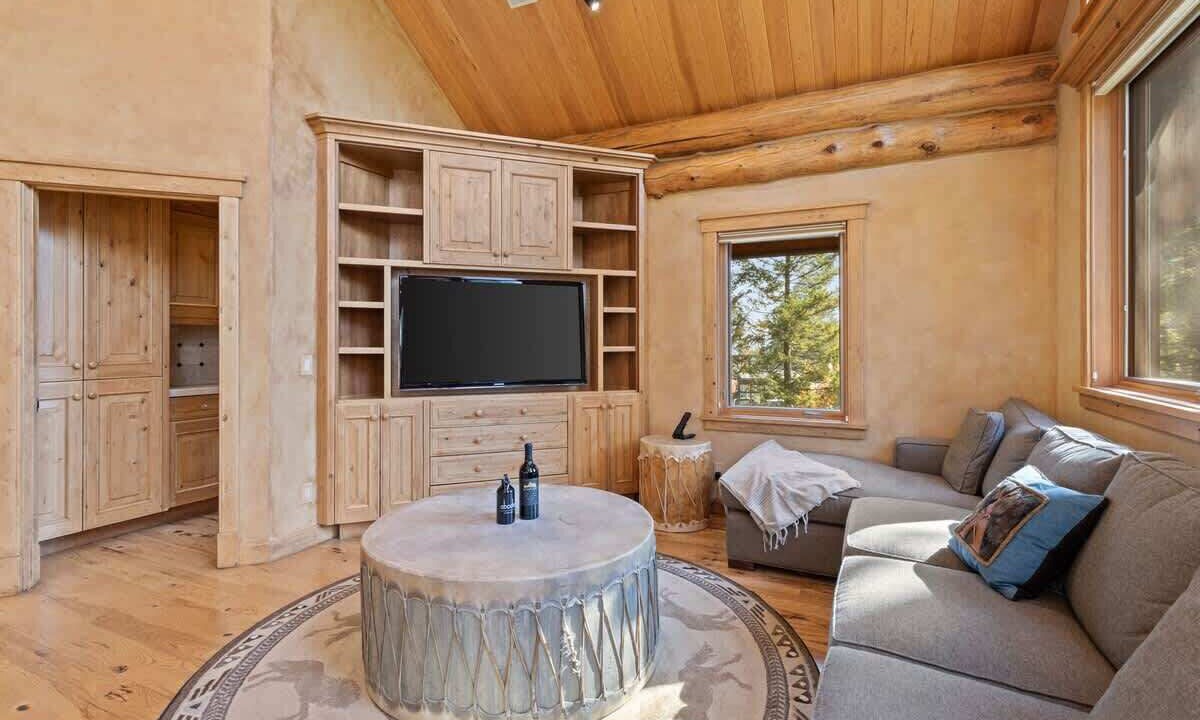 Photo of Livingroom in Granite Ridge