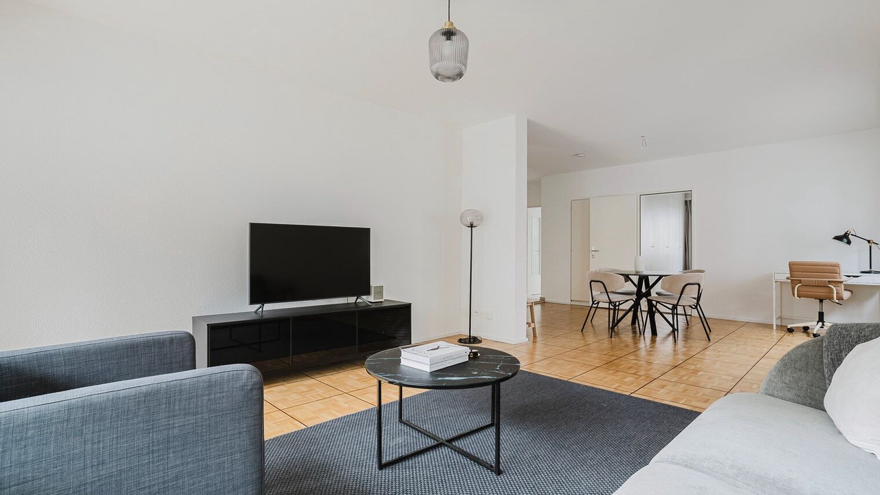 Photo of Livingroom in District 6