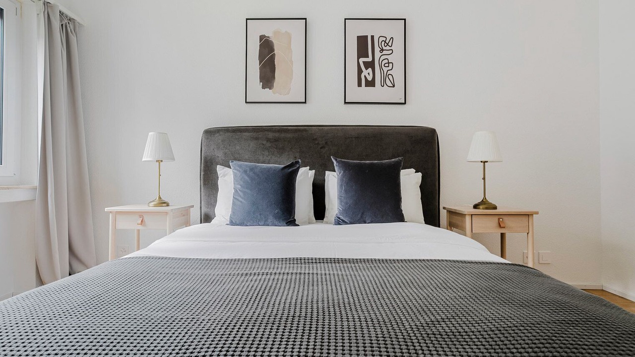 Photo of Bedroom in District 6