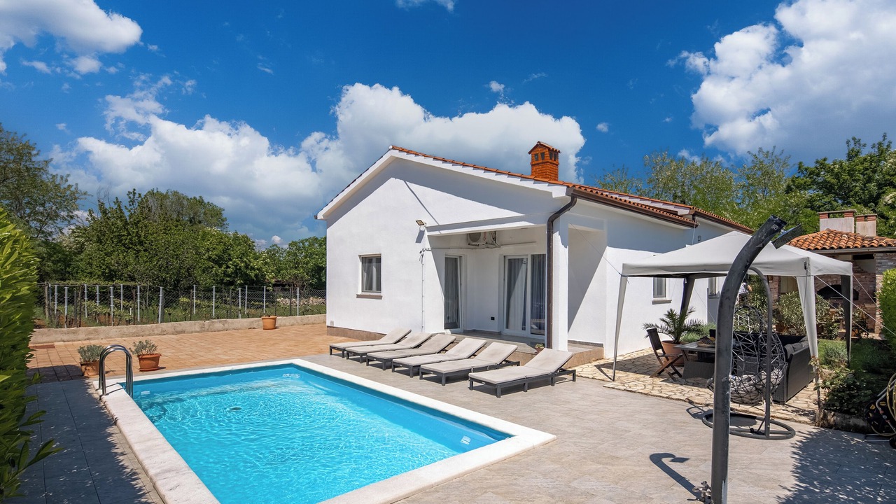 Photo of Outdoor in Nedescina