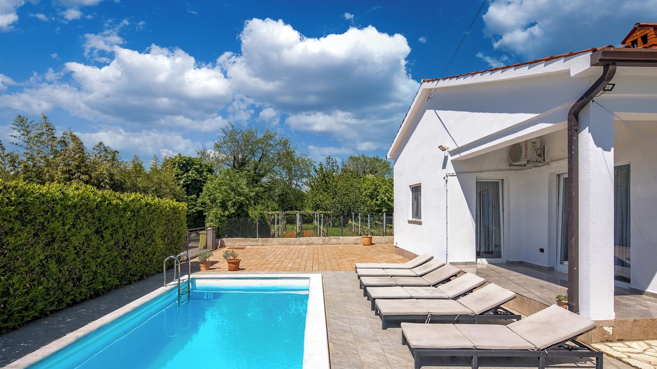 Photo of Outdoor in Nedescina