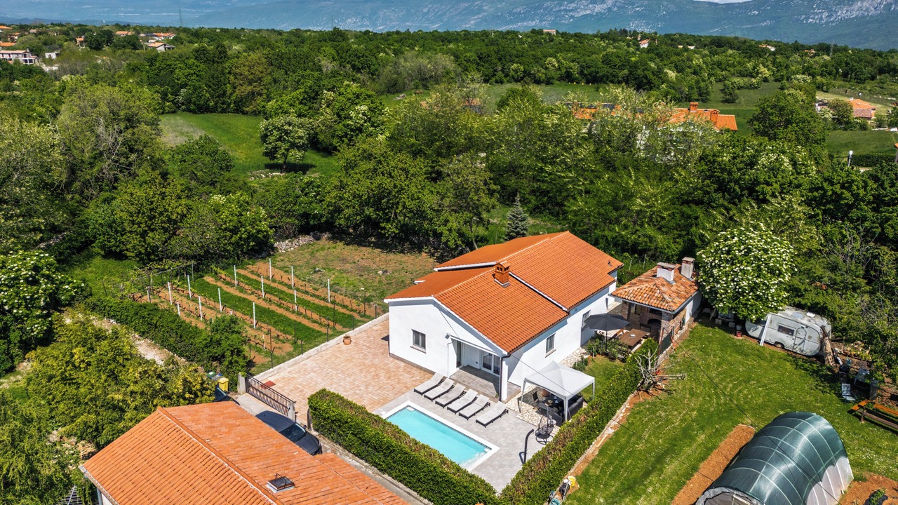 Photo of Outdoor in Nedescina