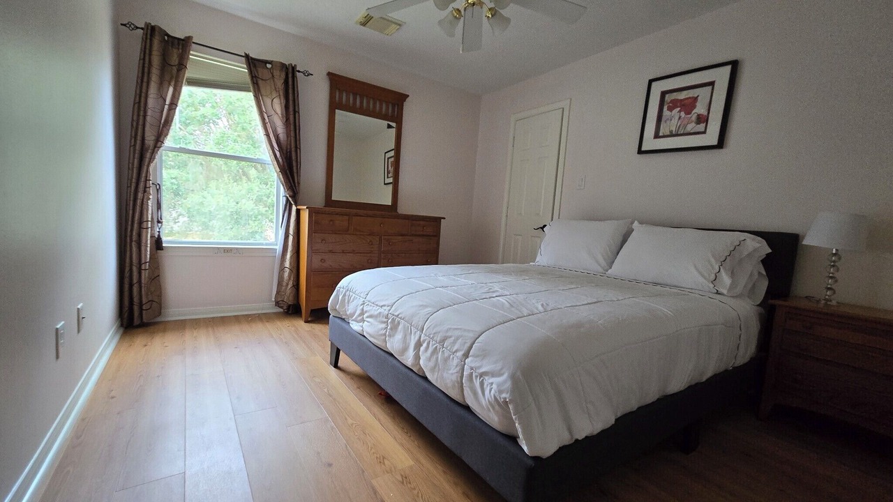 Photo of Bedroom in Barker